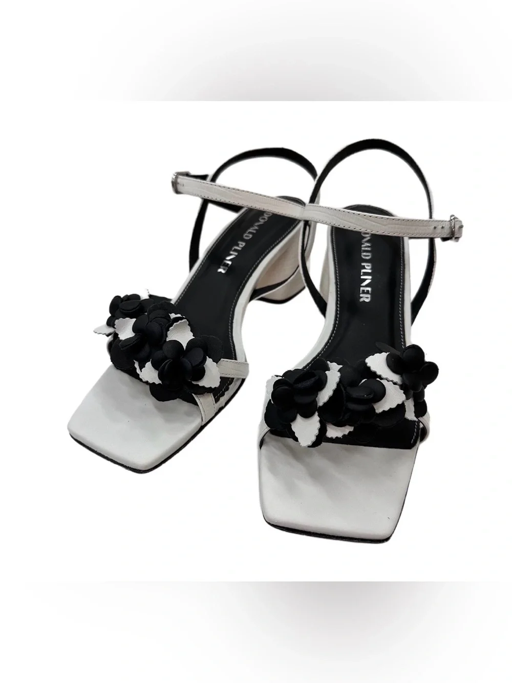 Donald J. Pliner Sandal Heel